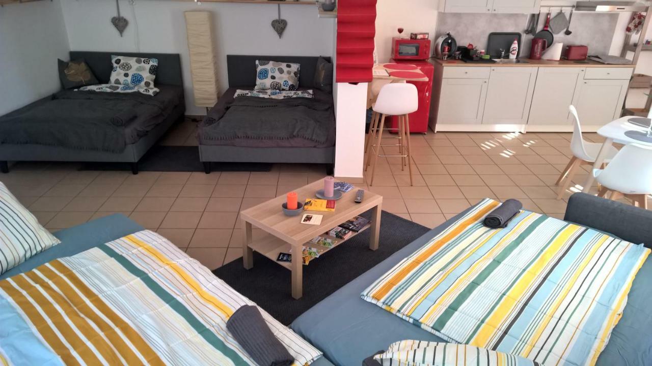 Boralom Studio Apartman Токай Екстер'єр фото
